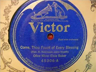 small_victor 45306 a.webp